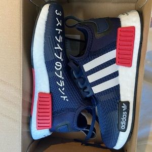 NMD_R1 C Boys size 1